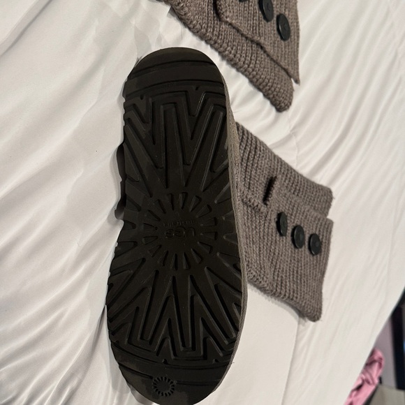 UGG Classic Cardi Cozy Knit Button Boots - Gray Size 9 - Picture 5 of 7